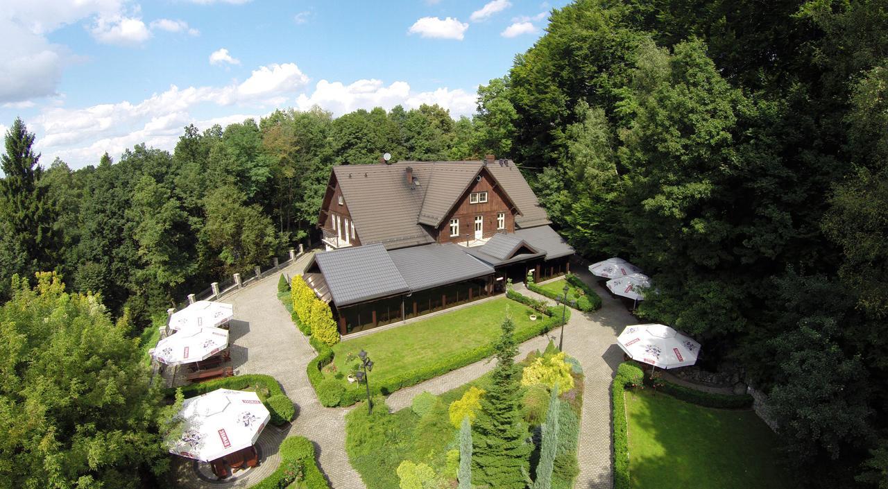 Hotel Dworek Leśniczówka Wodzisław Śląski Exterior foto
